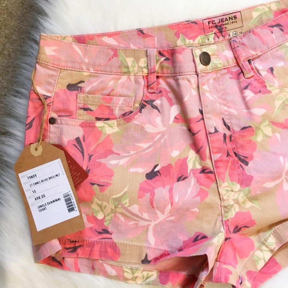 FRENCH CONNECTION Jungle Denim Mini Shorts $98 - Picture 6 of 6